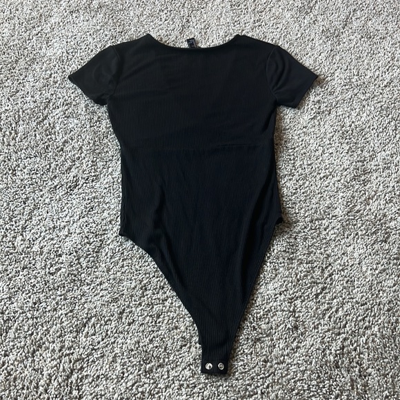 Black Forever 21 plunge neckline bodysuit - Picture 2 of 3
